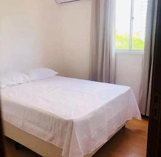 Aconchegante Apartamento Para Aluguel De Temporada: Localizacao Privilegiada E Conforto Garantido